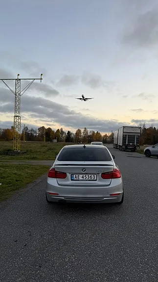 BMW 328I 2013 photo 3