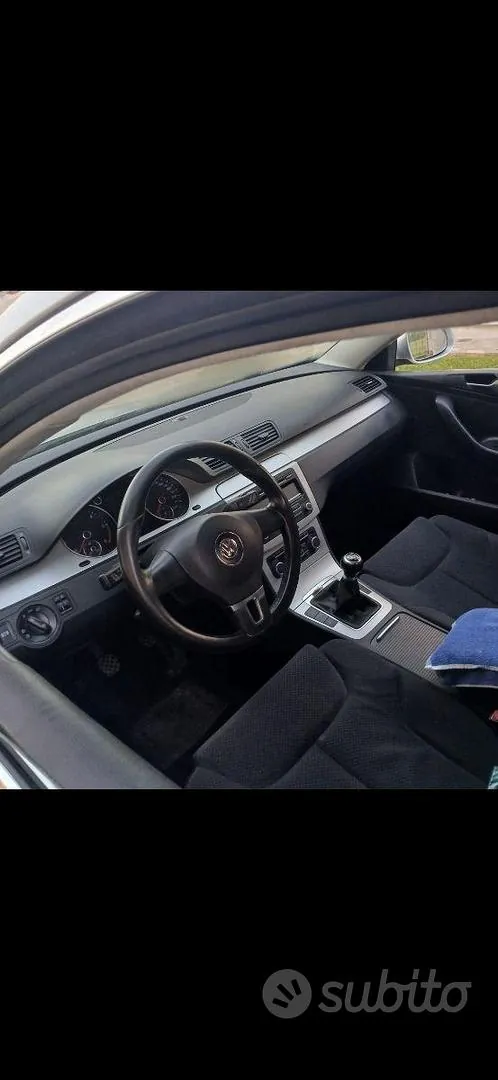 Volkswagen Passat 2010 photo 3