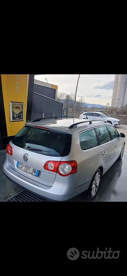 Volkswagen Passat 2010 photo 2