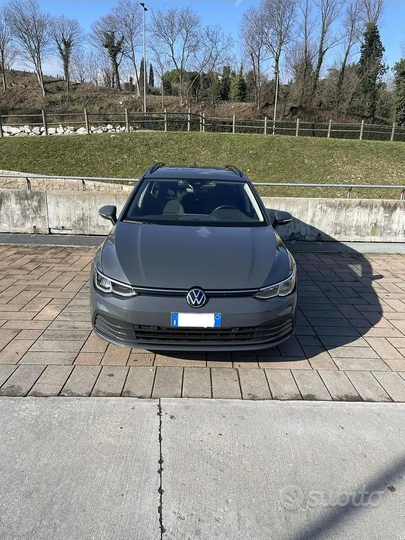 Volkswagen Golf 2021 photo 2