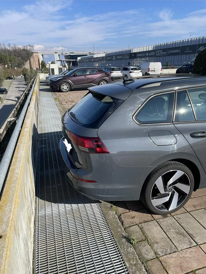 Volkswagen Golf 2021 photo 3