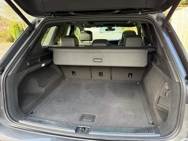 Volkswagen Touareg 2021 photo 4