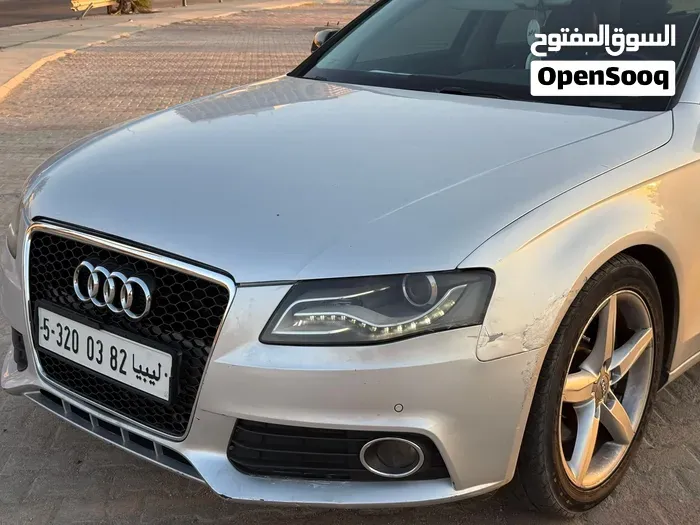 Audi A4 2011 photo 4
