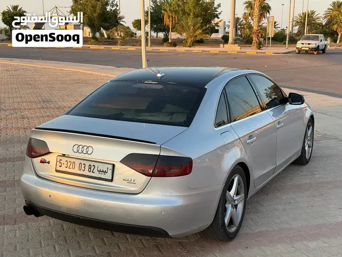Audi A4 2011 photo 3