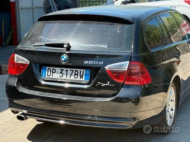 BMW 320D 2008 photo 5