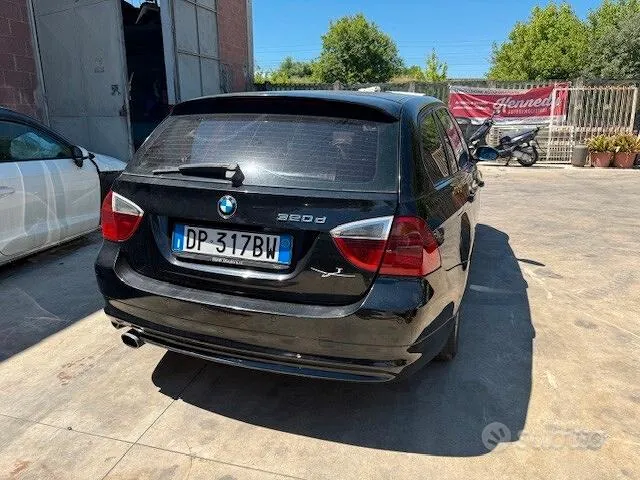 BMW 320D 2008 photo 4