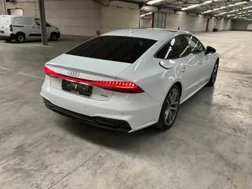 Audi A7 photo 3