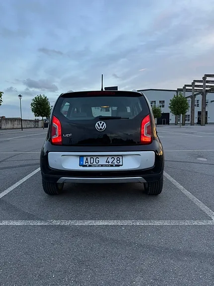 Volkswagen Up 2014 photo 5