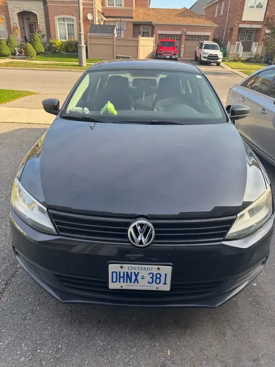 Volkswagen Jetta 2012 photo 2