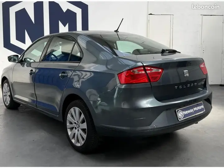 Seat Toledo 2016 photo 2
