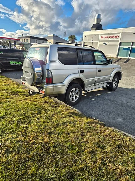 Toyota Land Cruiser 2000 photo 5