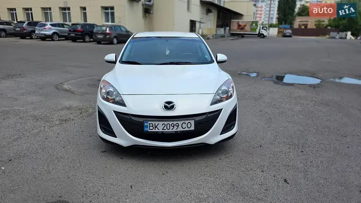 Mazda 3 2010 photo 3