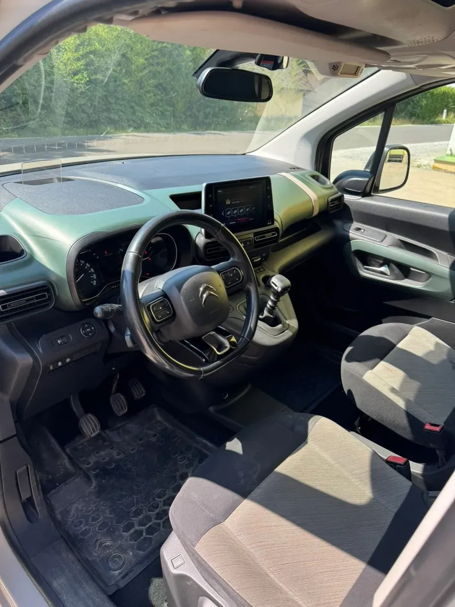 Citroen Berlingo 2018 photo 2