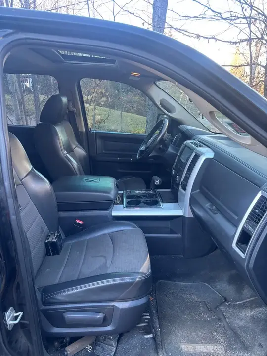 Dodge Ram 1500 2010 photo 5