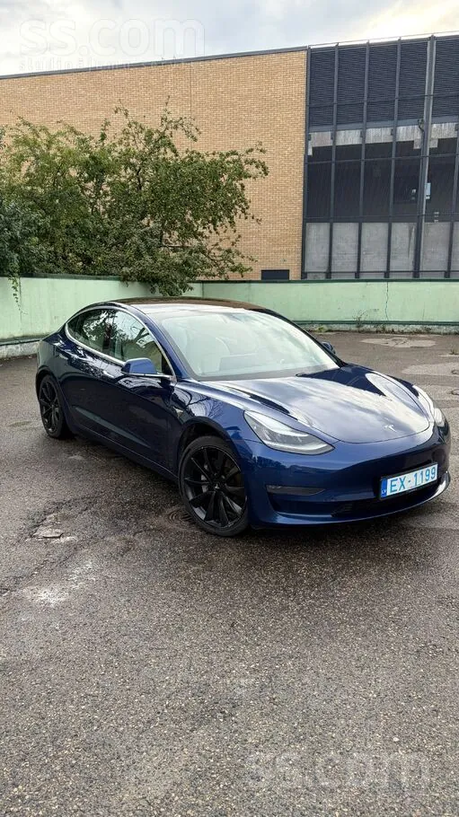 Tesla Model 3 2019 photo 4