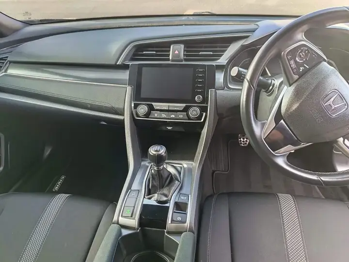 Honda Civic 2021 photo 5