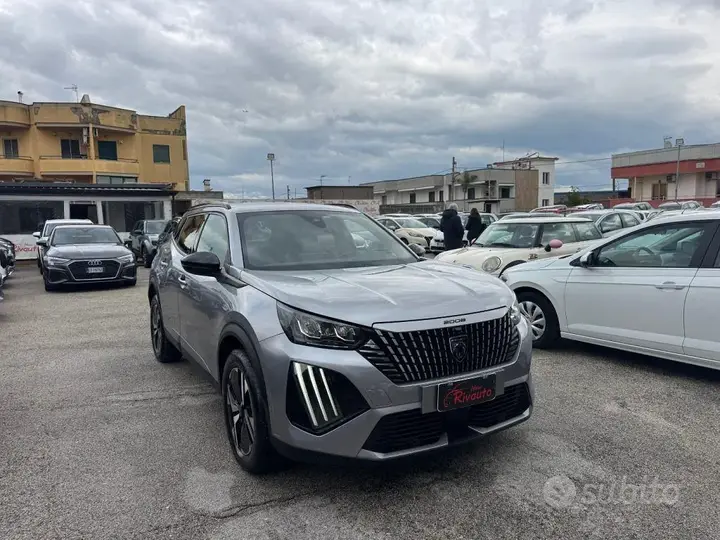 Peugeot 2008 2024 photo 4