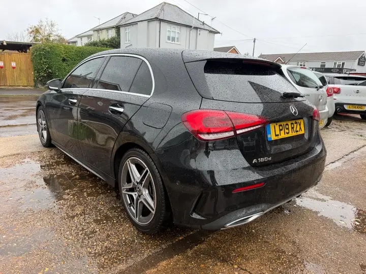 Mercedes-Benz A-Class 2019 photo 4