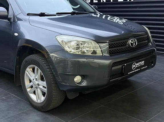 Toyota Rav4 2006 photo 3