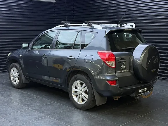 Toyota Rav4 2006 photo 2
