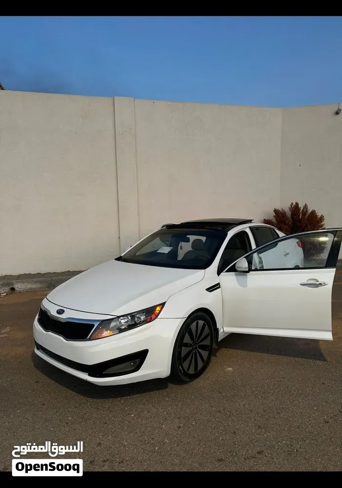 Kia Optima 2012 photo 2
