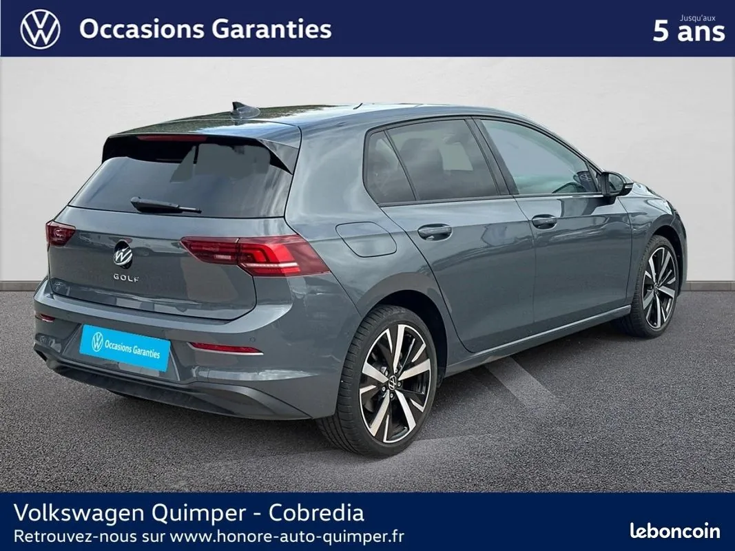Volkswagen Golf 2025 photo 5