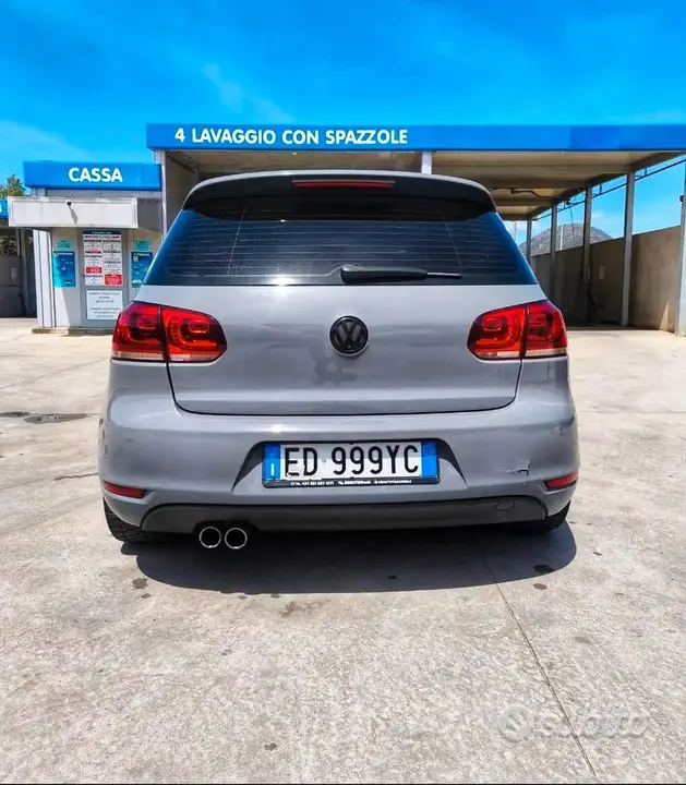 Volkswagen Golf 2010 photo 3