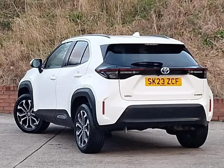 Toyota Yaris Cross 2023 photo 2