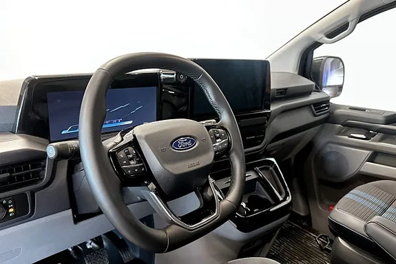 Ford E-Transit 2026 photo 4
