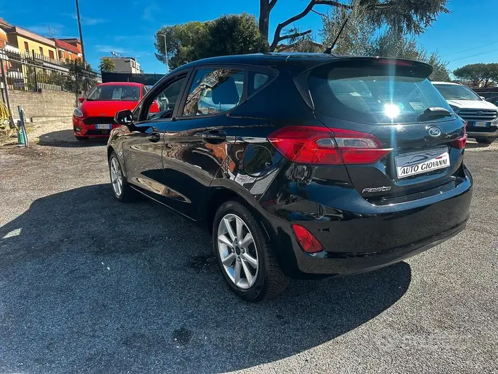 Ford Fiesta 2019 photo 2