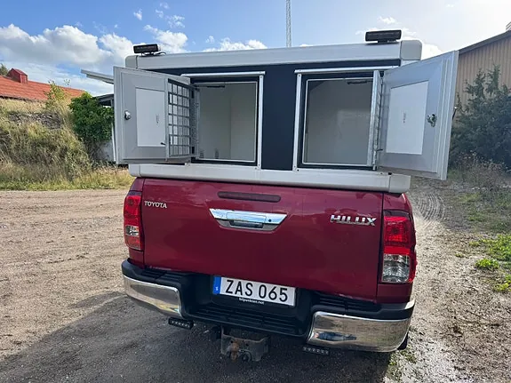 Toyota Hilux 2018 photo 2
