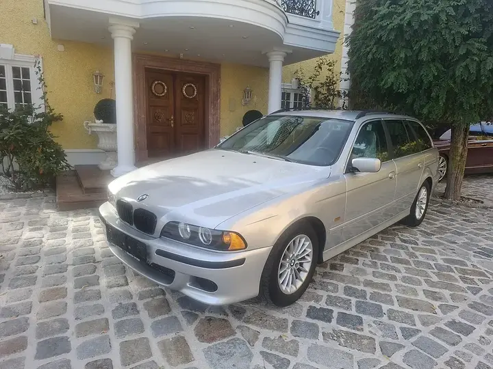 BMW 5 Series 2002 photo 3