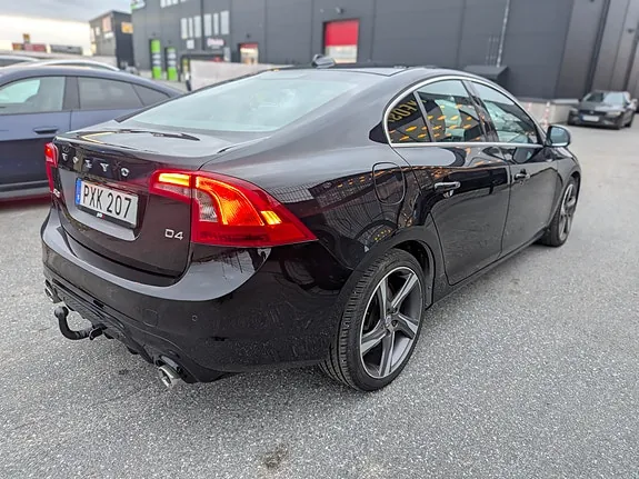 Volvo S60 2015 photo 5