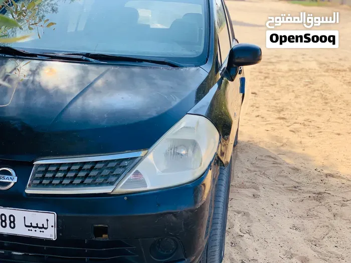 Nissan Tiida 2008 photo 4
