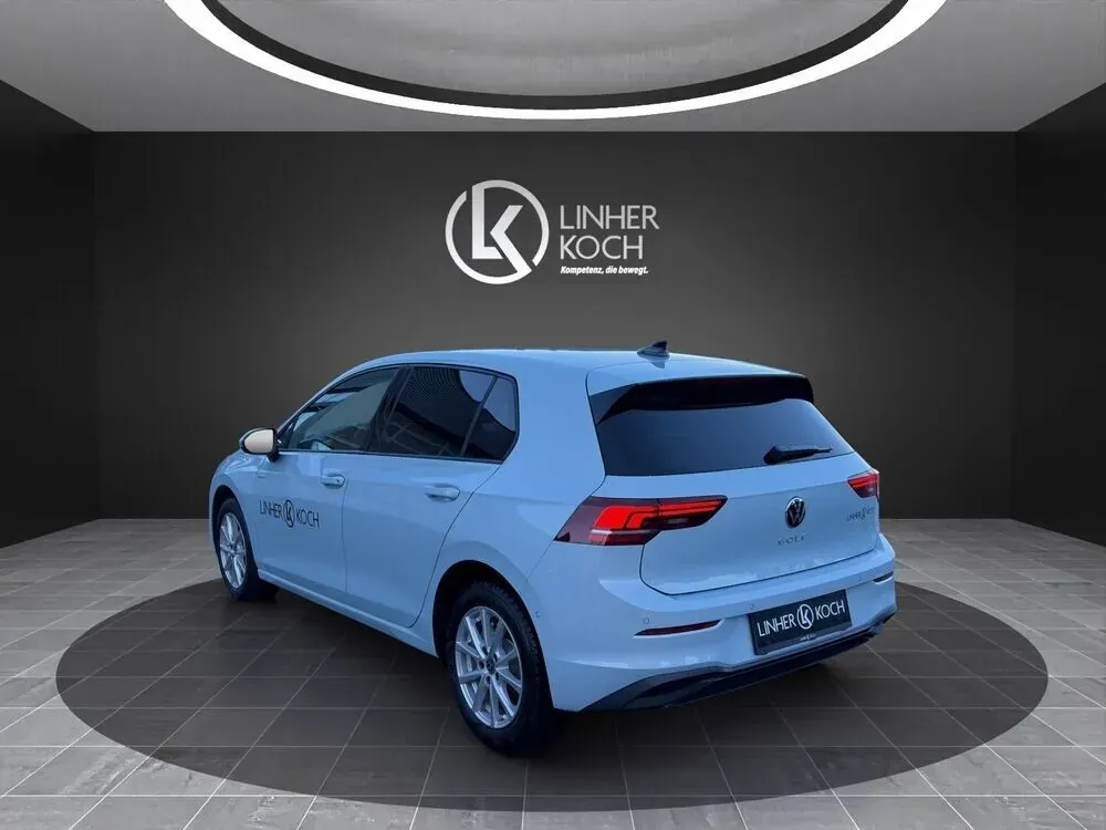 Volkswagen Golf 2026 photo 3