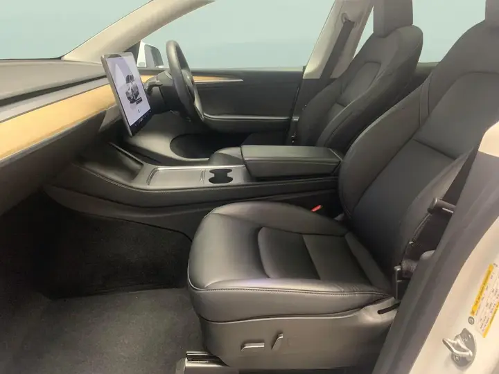Tesla Model Y 2022 photo 4