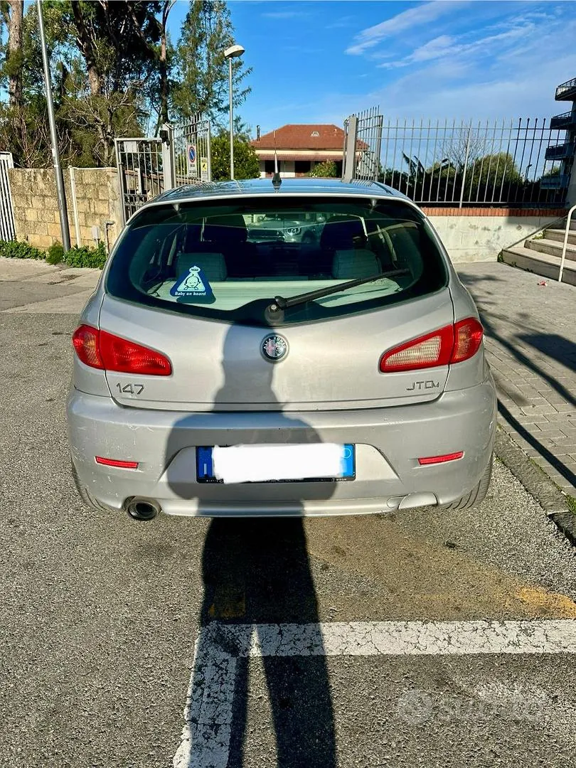 Alfa Romeo 147 2006 photo 4