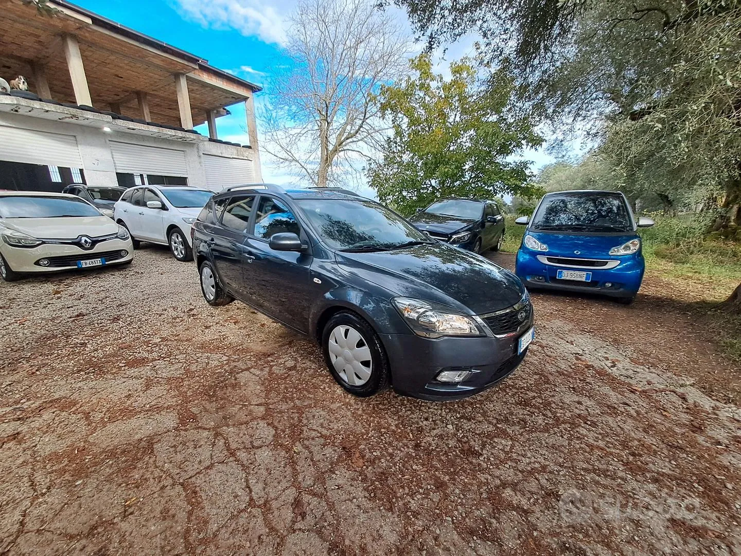 Kia Ceed 2011 photo 2
