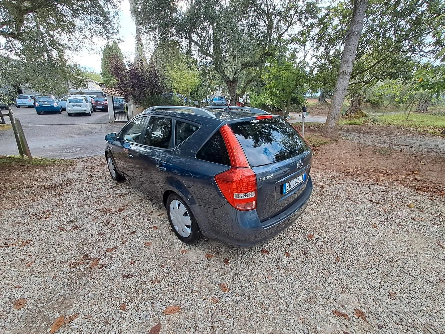Kia Ceed 2011 photo 4