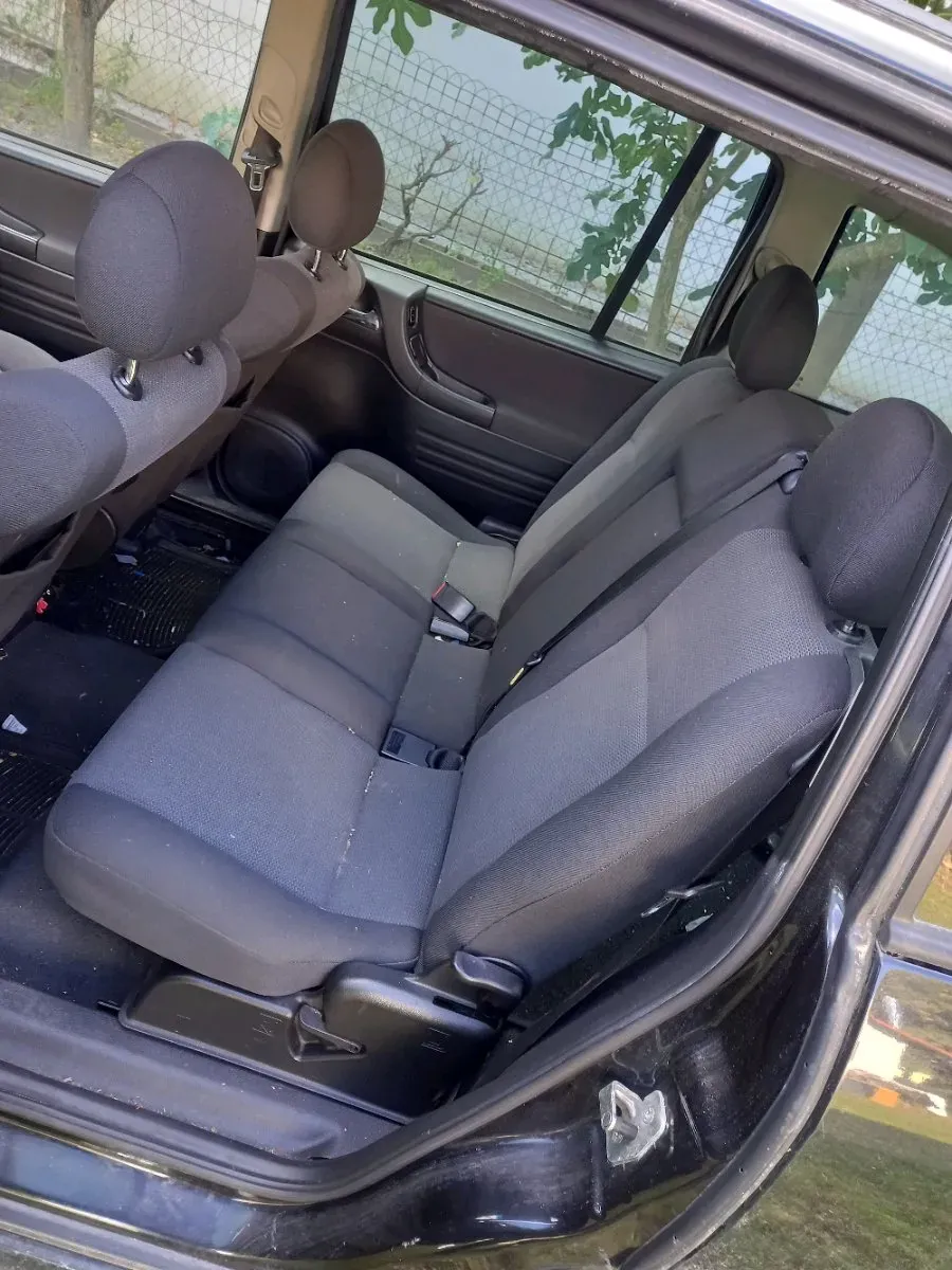 Opel Zafira 2003 photo 2
