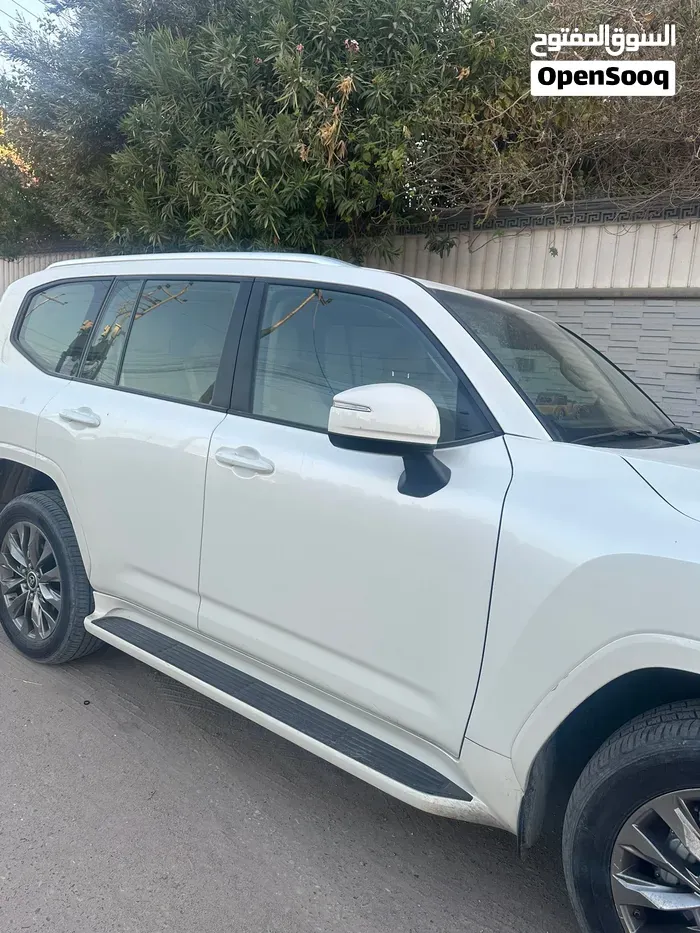 Toyota Land Cruiser 2022 photo 3