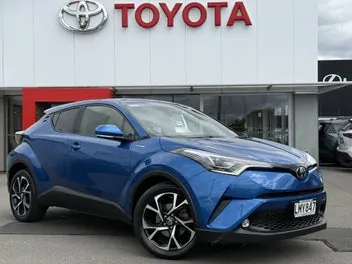Toyota C-Hr 2017 photo 2