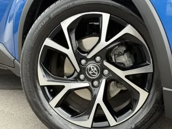 Toyota C-Hr 2017 photo 4