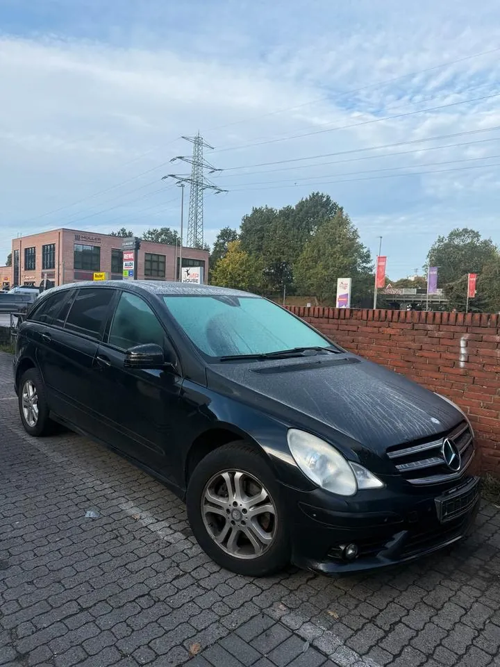 Mercedes-Benz R-Class