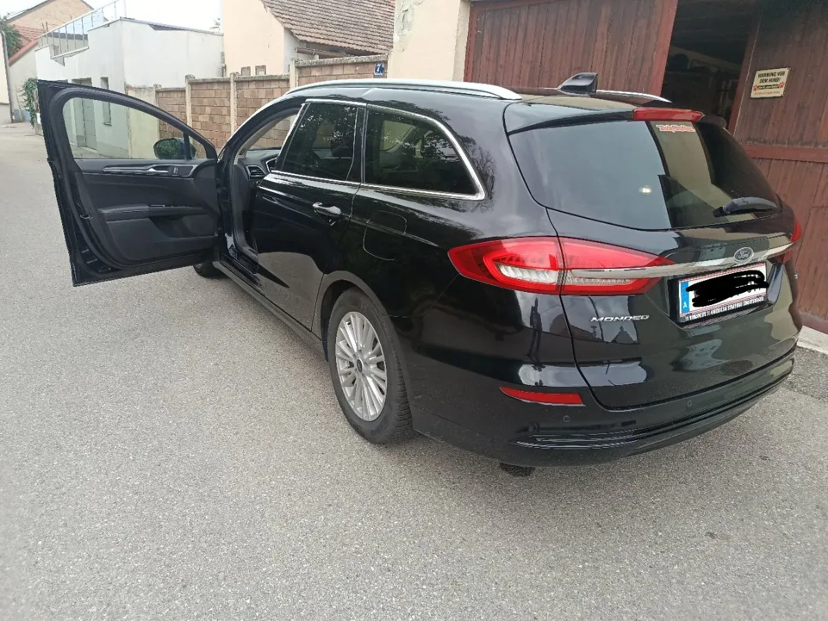 Ford Mondeo 2021 photo 2