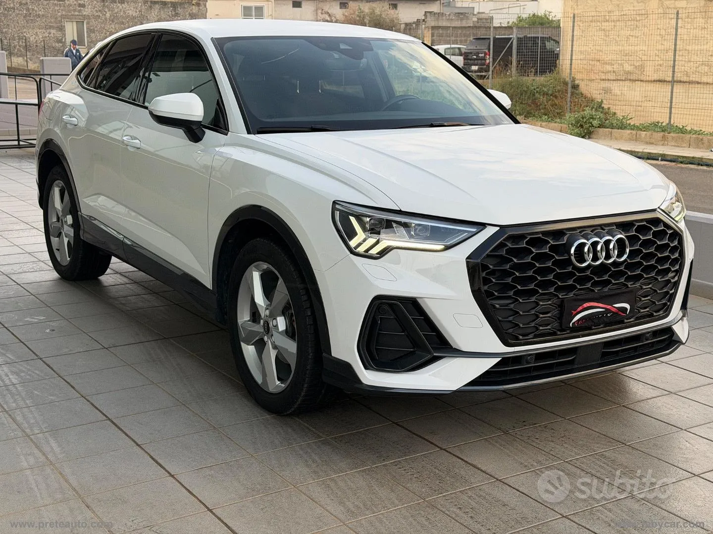 Audi Q3 2022 photo 3