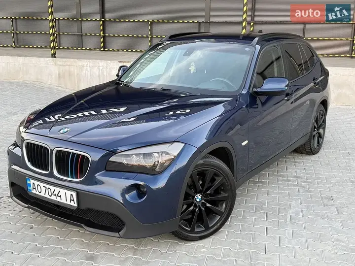 BMW X1 2011 photo 2