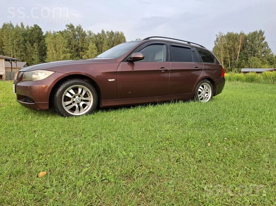 BMW 320 2006 photo 2