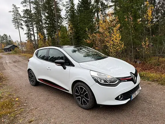 Renault Clio 2014 photo 2