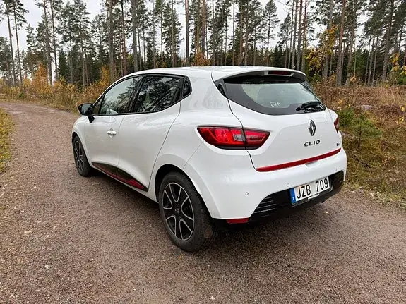 Renault Clio 2014 photo 4